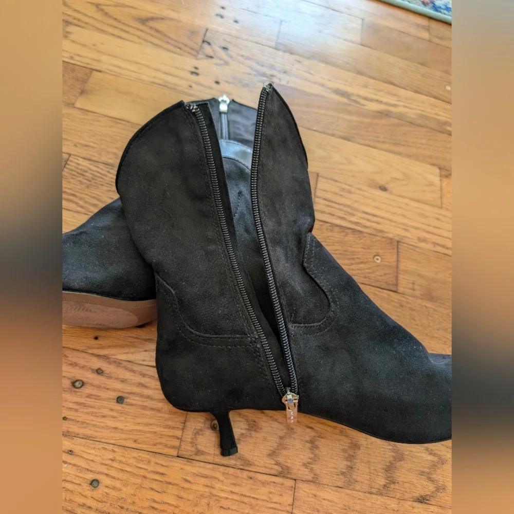 Steven New York Elegant Black Suede Heeled Boots - Picture 6 of 8